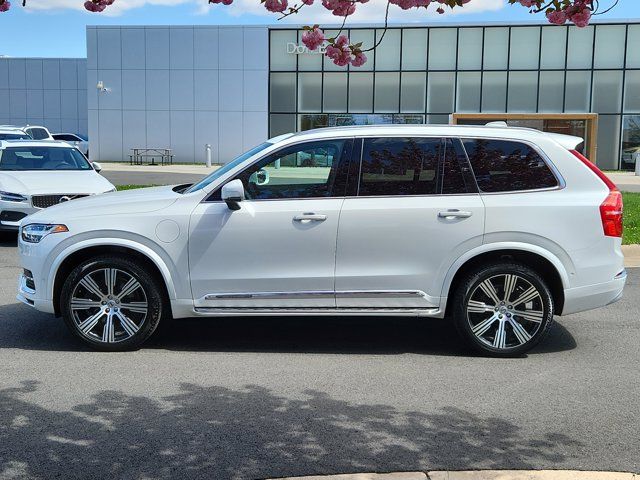 2022 Volvo XC90 Recharge Plug-In Hybrid Inscription