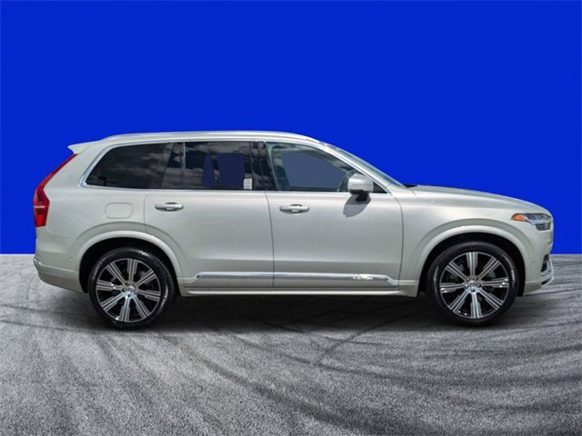 2022 Volvo XC90 Recharge Plug-In Hybrid Inscription