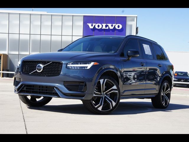 2022 Volvo XC90 Recharge Plug-In Hybrid R-Design