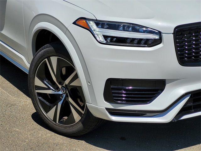 2022 Volvo XC90 Recharge Plug-In Hybrid R-Design