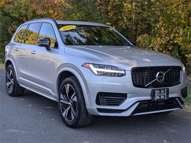 2022 Volvo XC90 Recharge Plug-In Hybrid R-Design