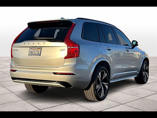 2022 Volvo XC90 Recharge Plug-In Hybrid R-Design