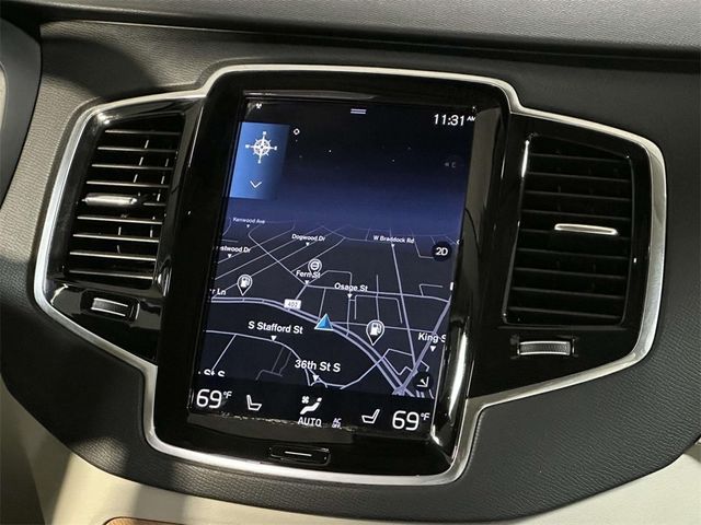 2022 Volvo XC90 Recharge Plug-In Hybrid Inscription Expression