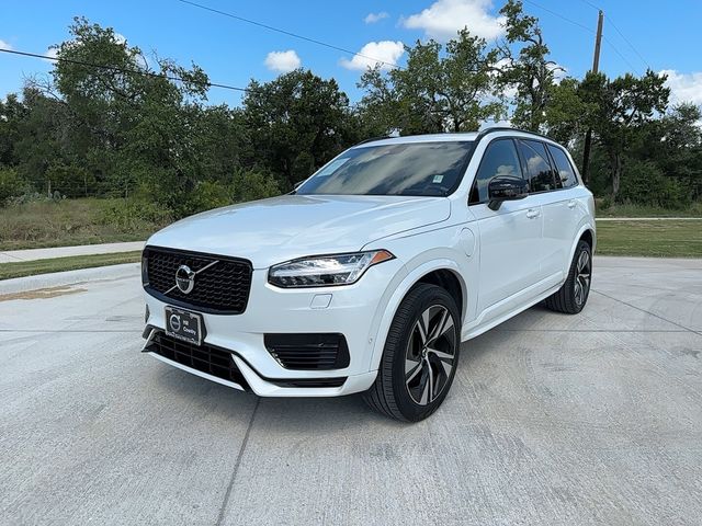 2022 Volvo XC90 Recharge Plug-In Hybrid R-Design