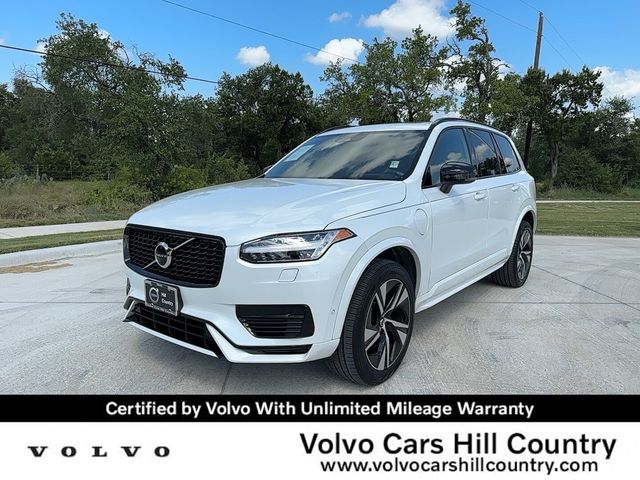 2022 Volvo XC90 Recharge Plug-In Hybrid R-Design