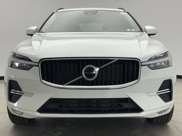 2022 Volvo XC60 Momentum