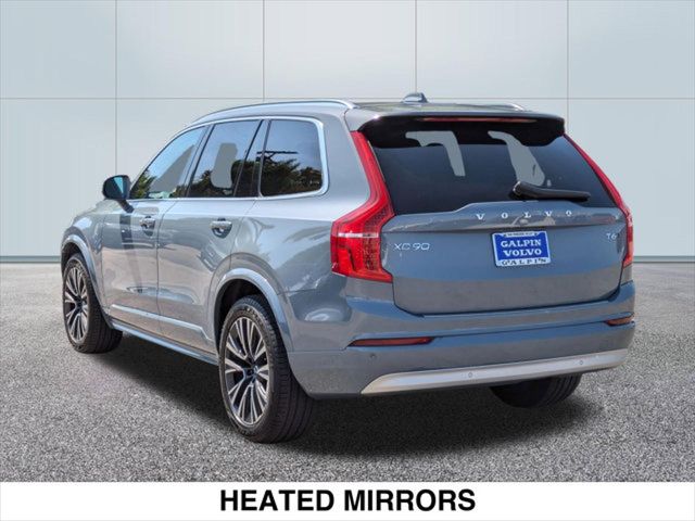 2022 Volvo XC90 Momentum