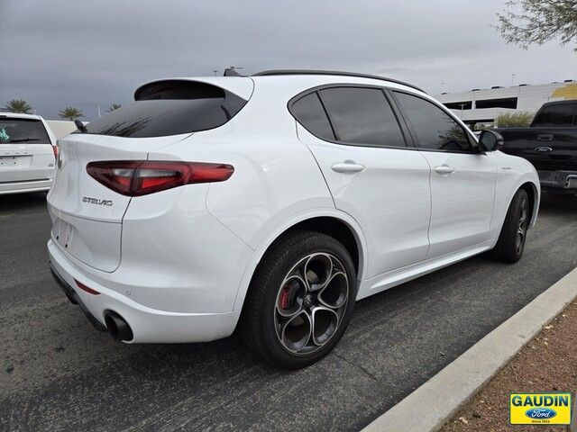 2023 Alfa Romeo Stelvio Veloce