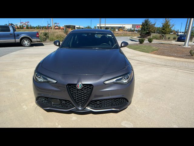 2023 Alfa Romeo Giulia Base