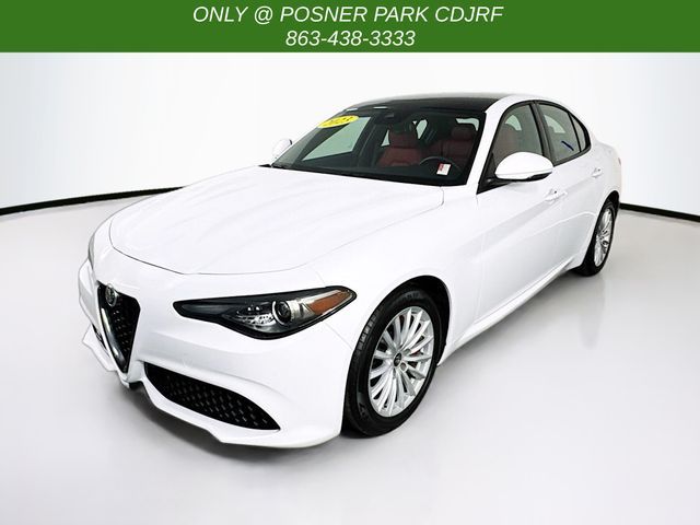 2023 Alfa Romeo Giulia Base