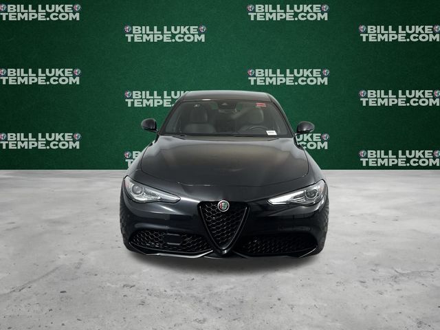 2023 Alfa Romeo Giulia Base