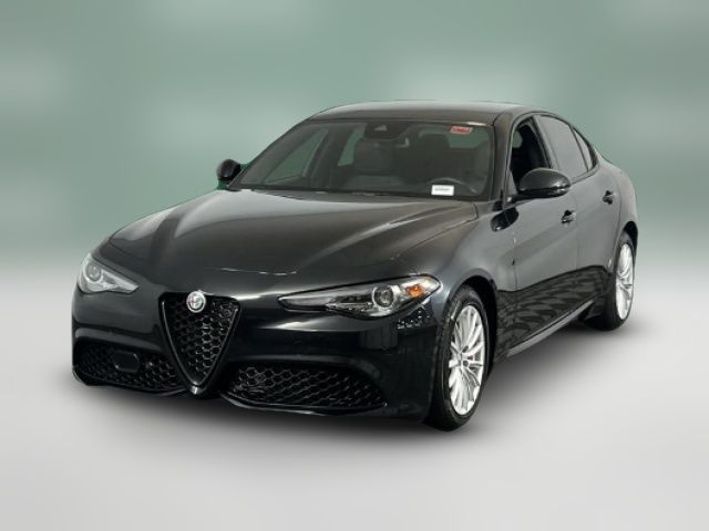 2023 Alfa Romeo Giulia Base