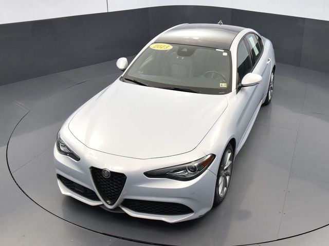 2023 Alfa Romeo Giulia Base