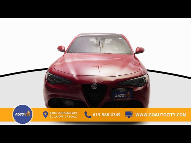 2023 Alfa Romeo Giulia Base