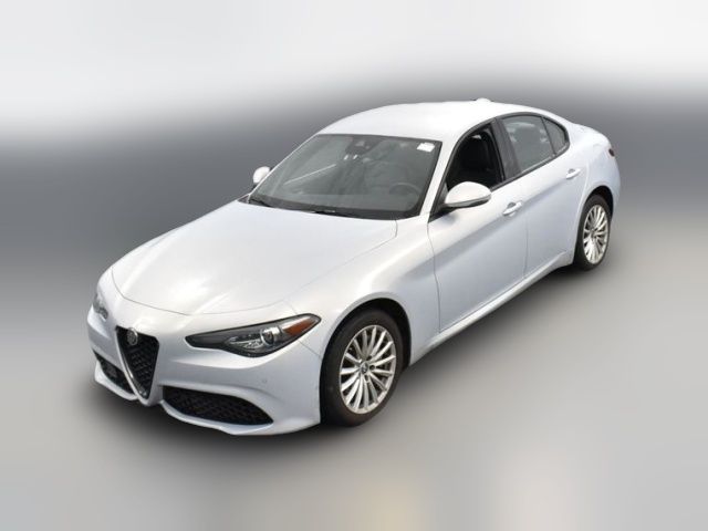 2023 Alfa Romeo Giulia Base