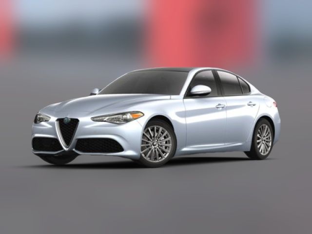 2023 Alfa Romeo Giulia Base