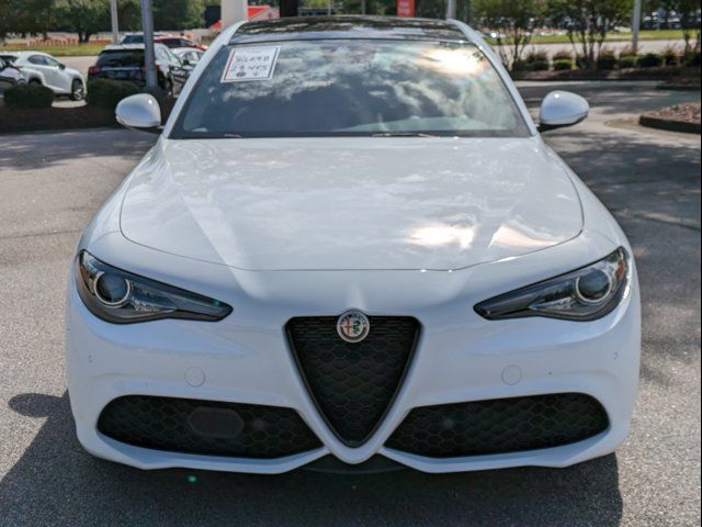 2023 Alfa Romeo Giulia Base