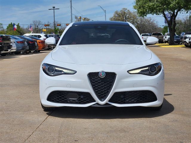 2023 Alfa Romeo Giulia Base