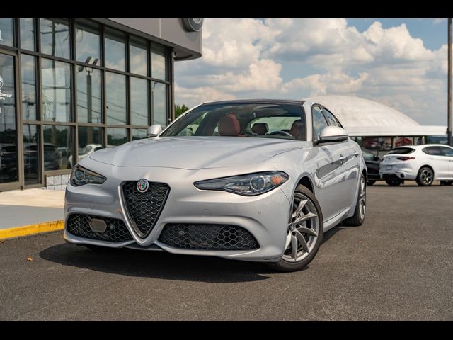 2023 Alfa Romeo Giulia Base