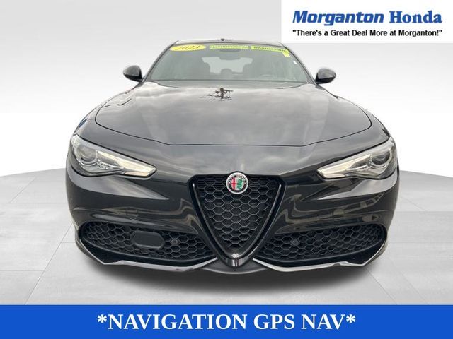 2023 Alfa Romeo Giulia Base