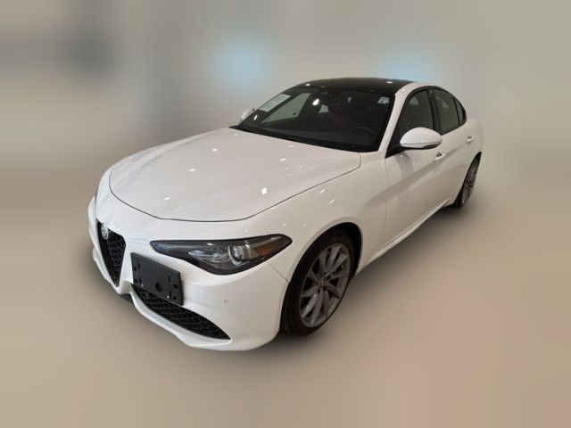 2023 Alfa Romeo Giulia Base