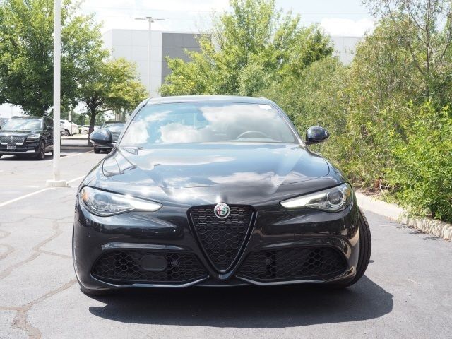 2023 Alfa Romeo Giulia Base