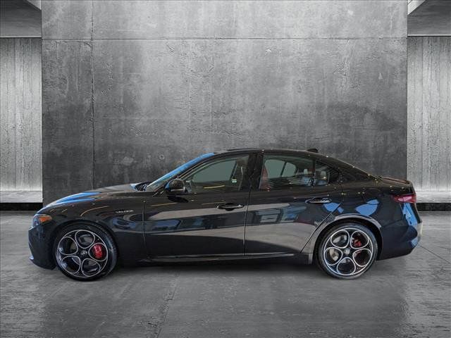 2023 Alfa Romeo Giulia Veloce