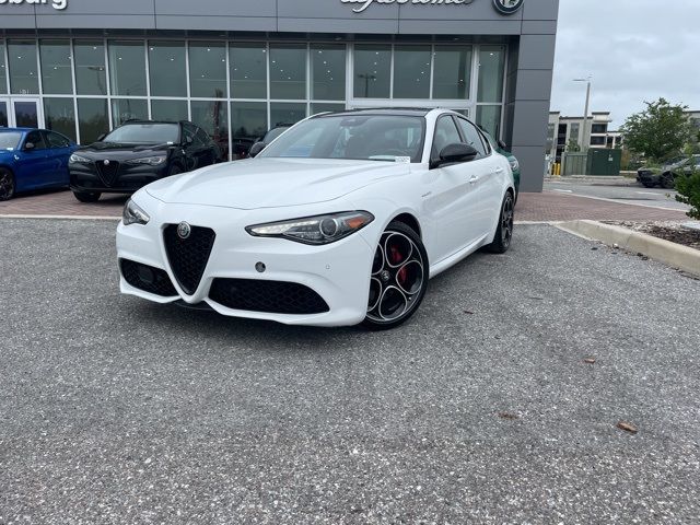 2023 Alfa Romeo Giulia Veloce