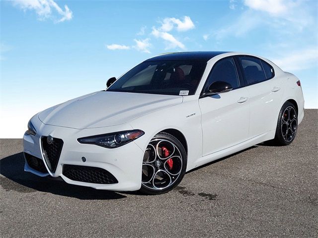 2023 Alfa Romeo Giulia Veloce