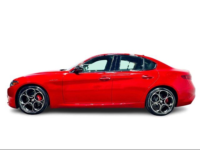 2023 Alfa Romeo Giulia Veloce