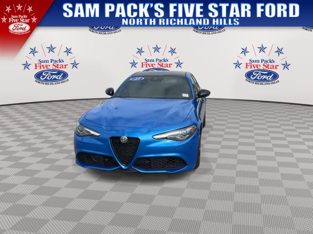 2023 Alfa Romeo Giulia Veloce