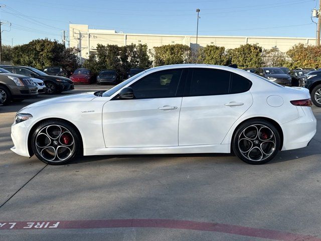 2023 Alfa Romeo Giulia Veloce