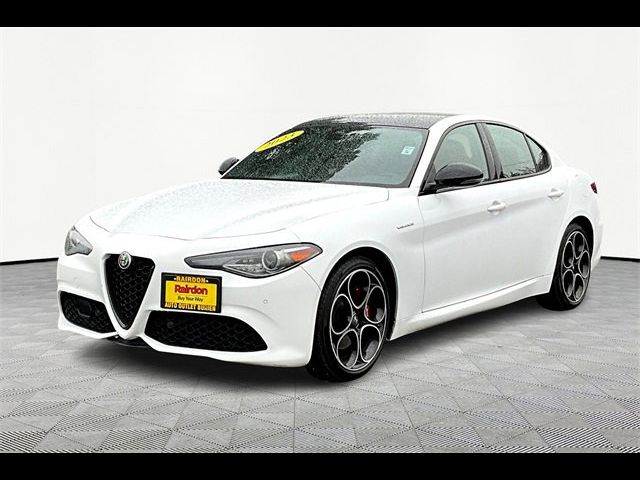 2023 Alfa Romeo Giulia Veloce