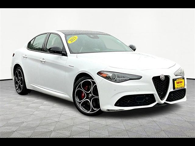 2023 Alfa Romeo Giulia Veloce