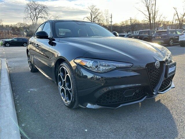 2023 Alfa Romeo Giulia Veloce