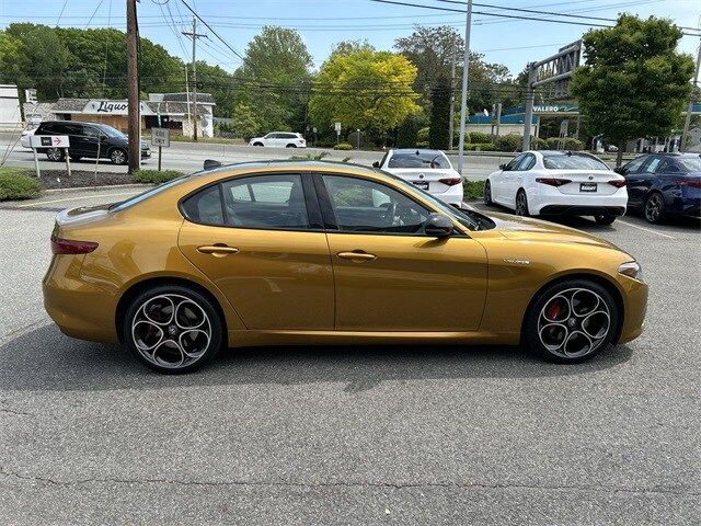 2023 Alfa Romeo Giulia Veloce