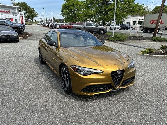 2023 Alfa Romeo Giulia Veloce