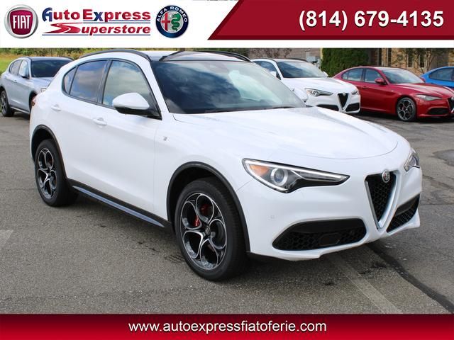 2023 Alfa Romeo Stelvio Ti