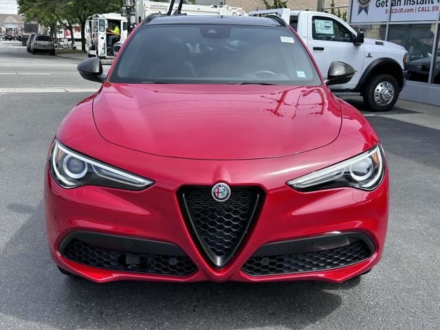 2023 Alfa Romeo Stelvio Estrema