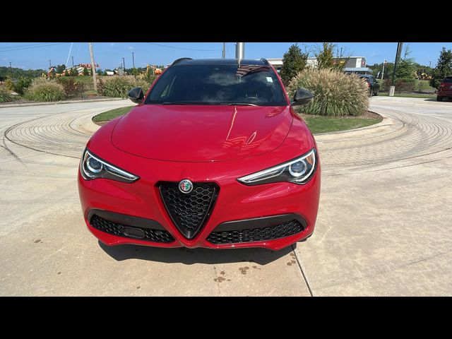 2023 Alfa Romeo Stelvio Estrema