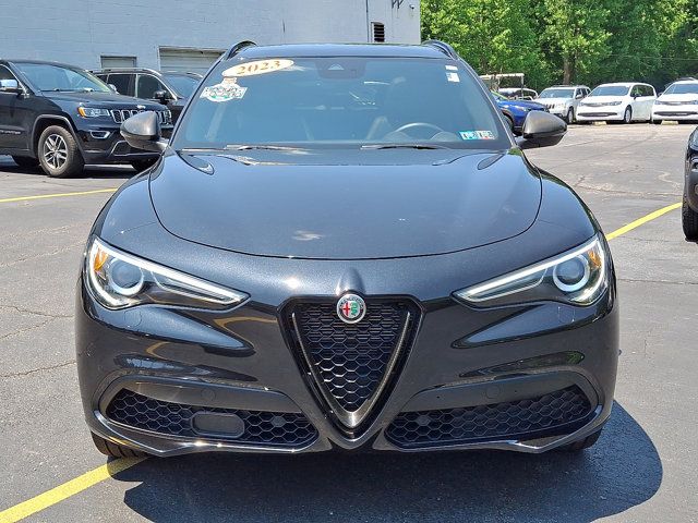 2023 Alfa Romeo Stelvio Estrema