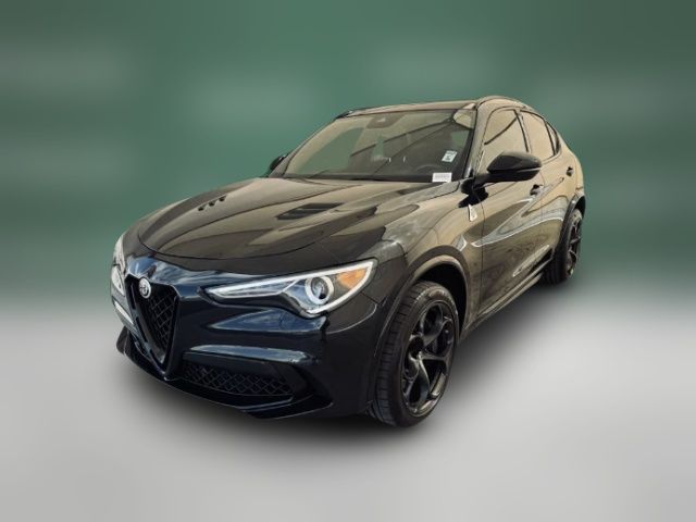 2023 Alfa Romeo Stelvio Quadrifoglio