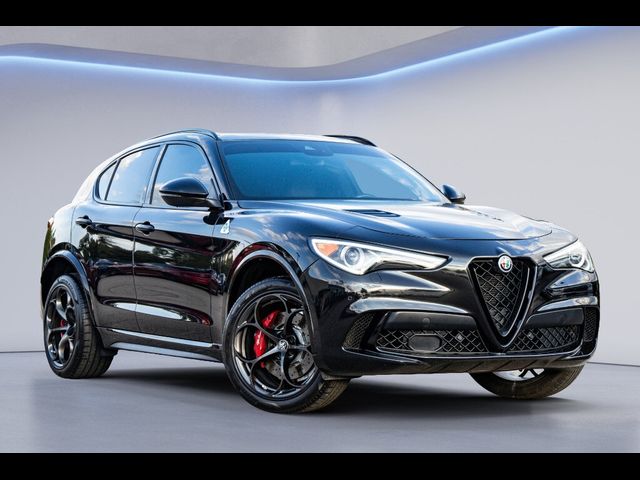 2023 Alfa Romeo Stelvio Quadrifoglio