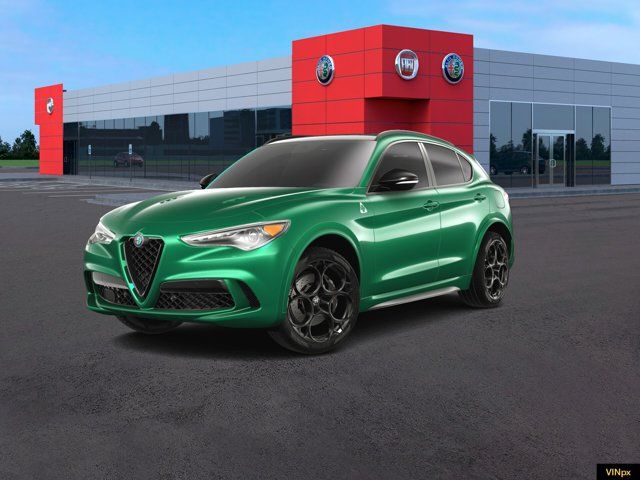 2023 Alfa Romeo Stelvio Quadrifoglio