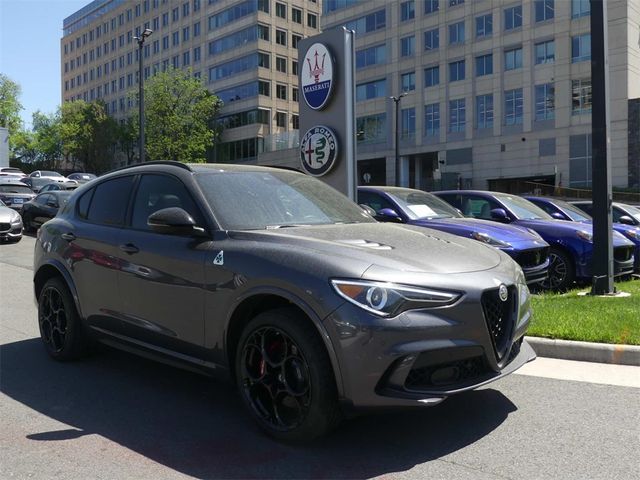 2023 Alfa Romeo Stelvio Quadrifoglio