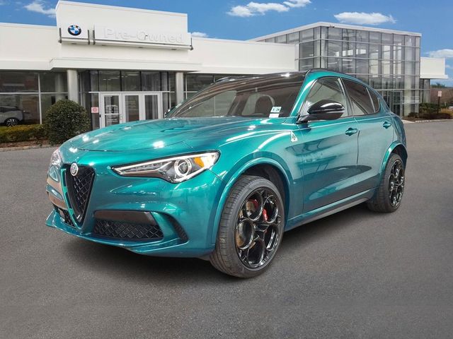 2023 Alfa Romeo Stelvio Quadrifoglio