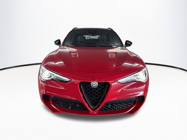 2023 Alfa Romeo Stelvio Quadrifoglio