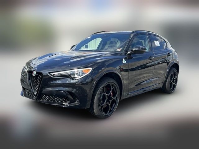 2023 Alfa Romeo Stelvio Quadrifoglio