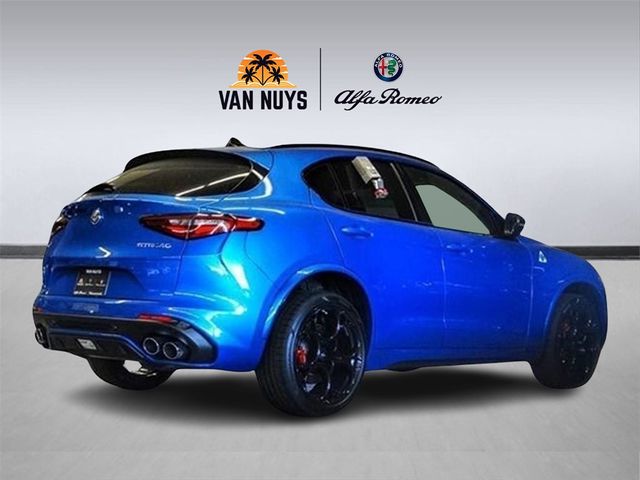 2023 Alfa Romeo Stelvio Quadrifoglio