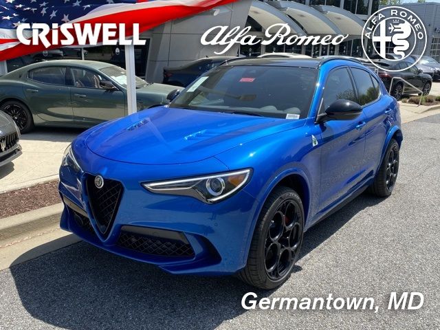 2023 Alfa Romeo Stelvio Quadrifoglio